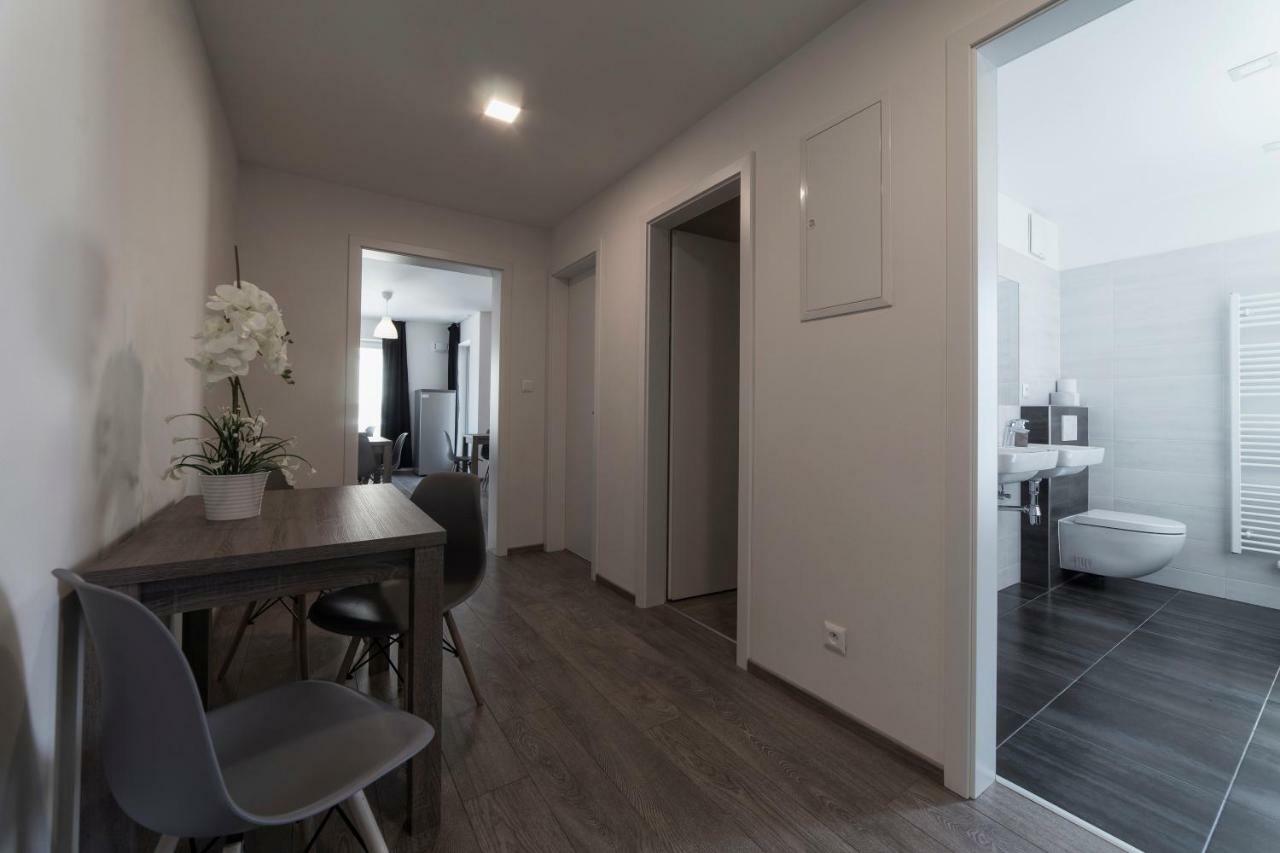 פראג Hostel Homer Liben מראה חיצוני תמונה