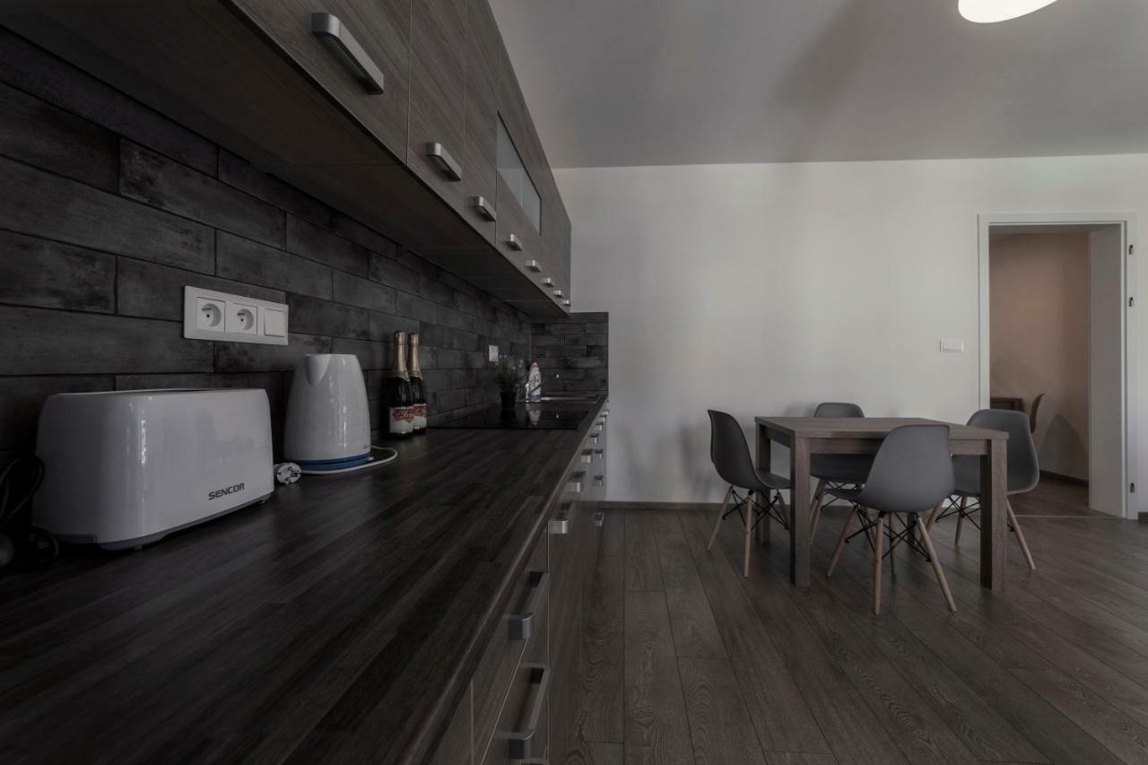 פראג Hostel Homer Liben מראה חיצוני תמונה